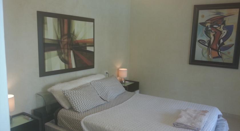 Vida Nueva Bed&Breakfast Peregrina Плая дел Кармен Екстериор снимка