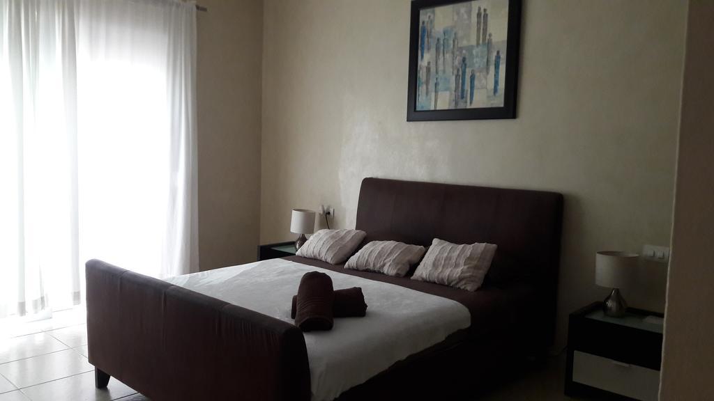 Vida Nueva Bed&Breakfast Peregrina Плая дел Кармен Екстериор снимка