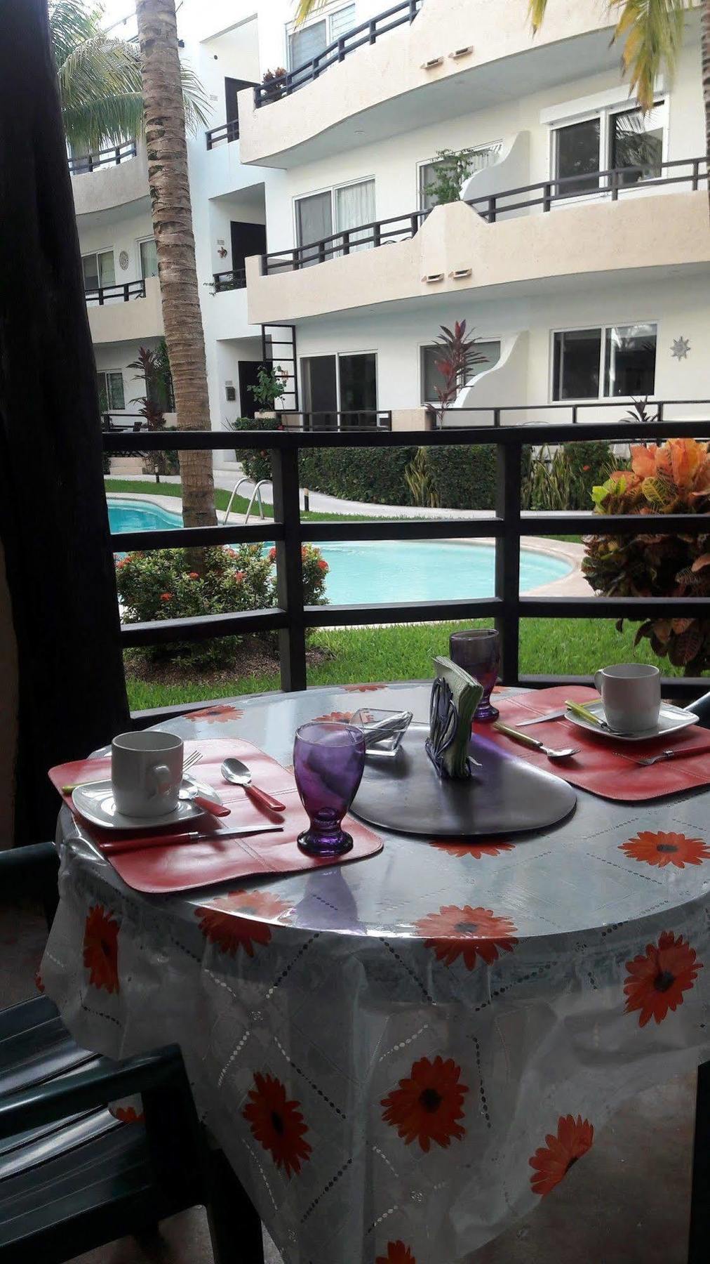 Vida Nueva Bed&Breakfast Peregrina Плая дел Кармен Екстериор снимка