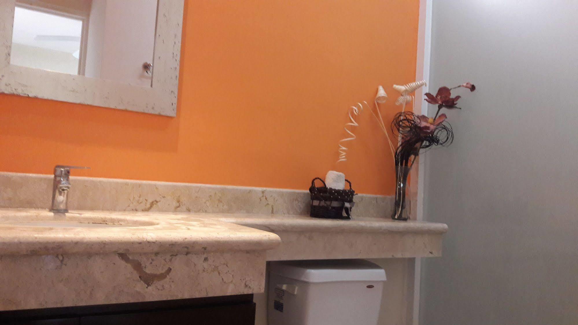 Vida Nueva Bed&Breakfast Peregrina Плая дел Кармен Екстериор снимка